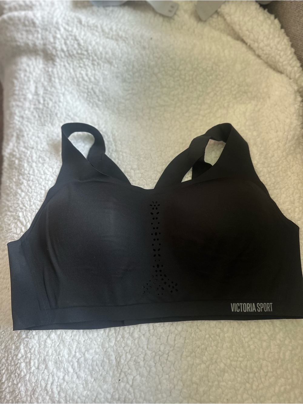 Victoria Sport Black Seamless High-Support Sports Bra